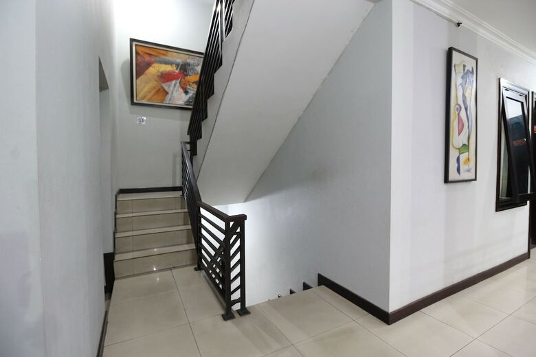 Hotel Airy Lengkong Buah Batu 152 Bandung