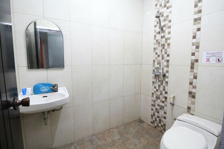 Hotel Airy Lengkong Buah Batu 152 Bandung