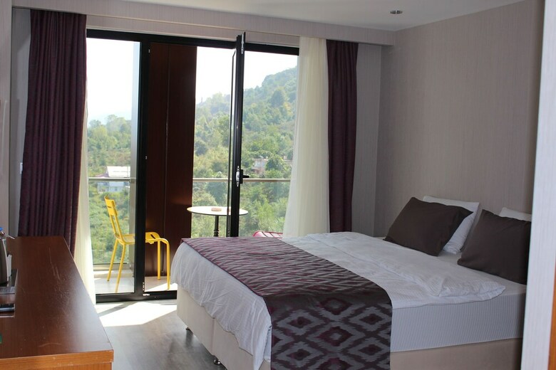 Hotel Ramada By Wyndham Giresun Piraziz