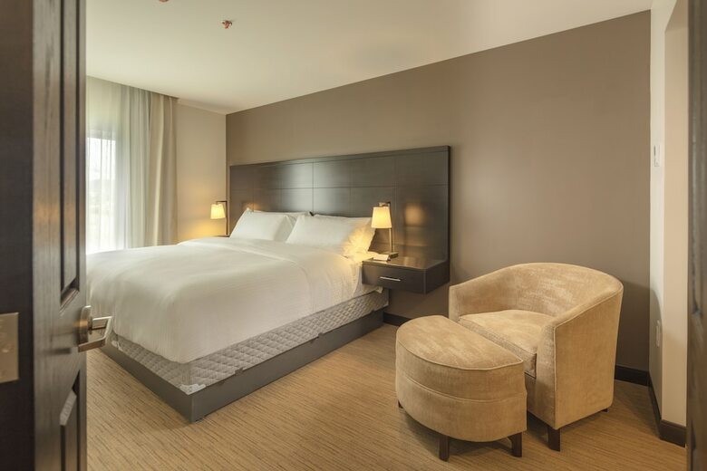 Aparthotel Staybridge Suites Silao