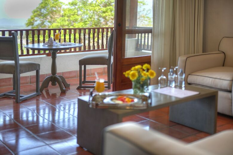 Hotel Alta Las Palomas
