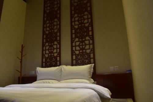 Yamen Hostel