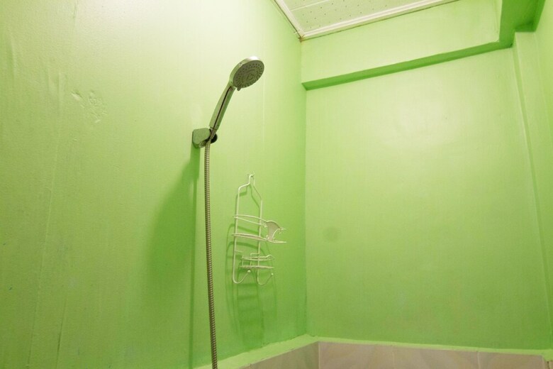 Hostal Go Surfari House
