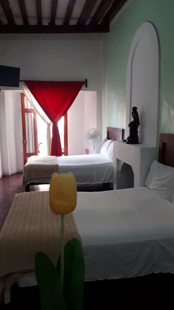 Hotel Habitaciones Quer�taro Guadalupe