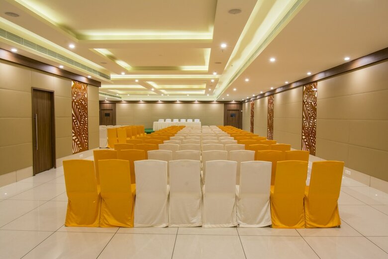V Hotel