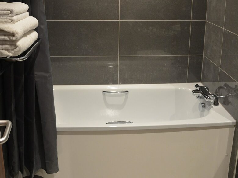 Hotel Raglan Lodge