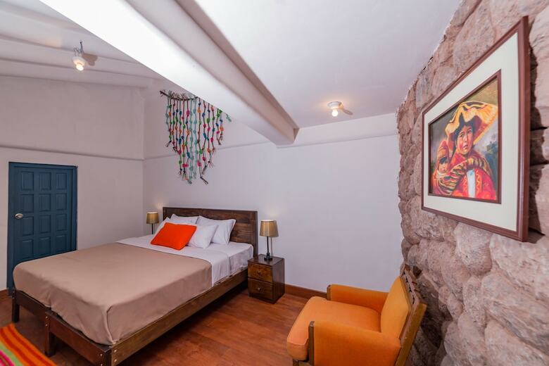 Hostal The Luxe Cusco Hostel
