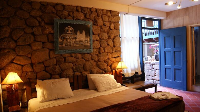 Hostal The Luxe Cusco Hostel