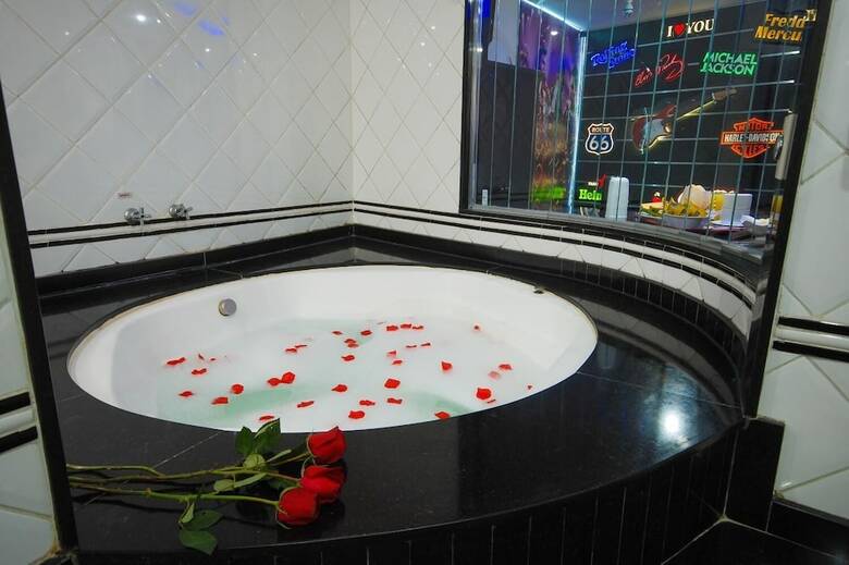 Hotel Mirage