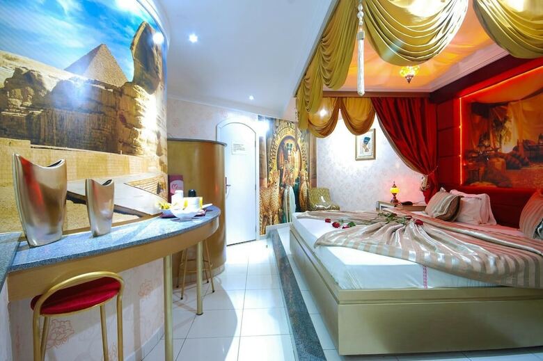 Hotel Mirage