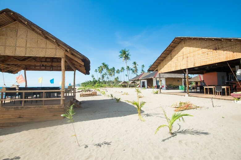 Hotel Footprints Beach Resort