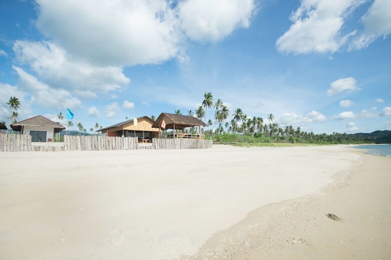 Hotel Footprints Beach Resort