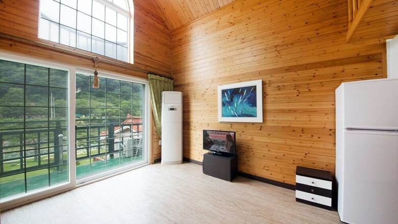 Baenae-gol Picture And Garden Pension