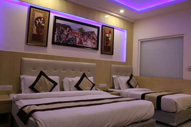 Hotel Check In Room New Delhi Railway Station