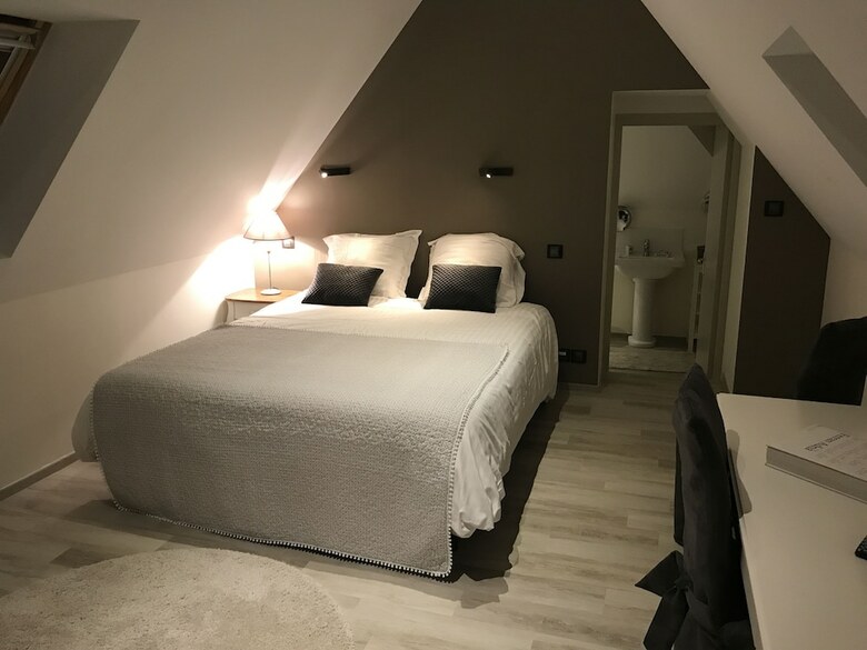 Hotel Le Manoir de B�a - In A Rural Location
