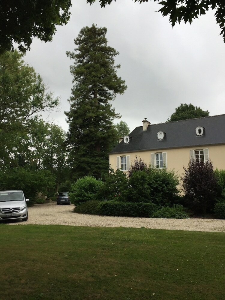 Hotel Le Manoir de B�a - In A Rural Location