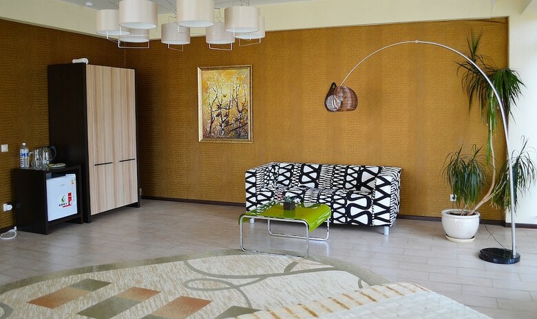 Green Hotel