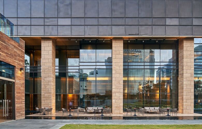 Hotel The Den Bengaluru