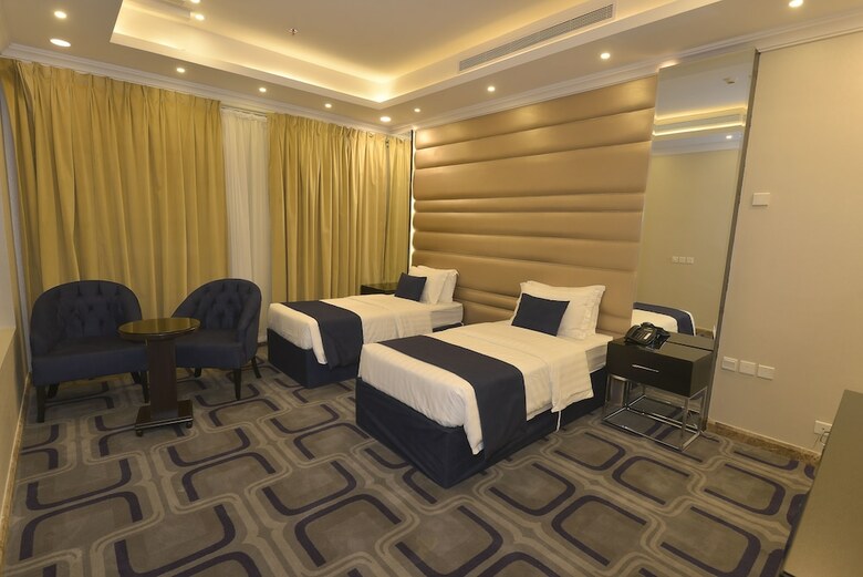 Rose White Hotel