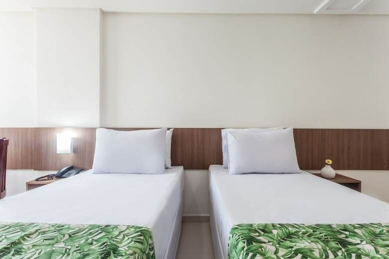 Hotel Jo�o Pessoa Hplus Beach