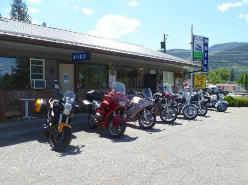 Lakeview Motel