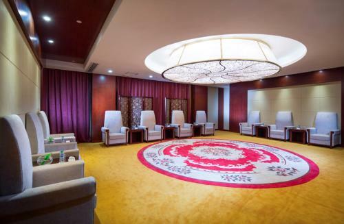 The Grand Plaza Hotel