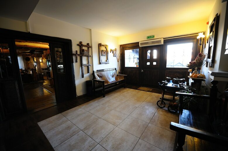 Hotel Carul Din Stele