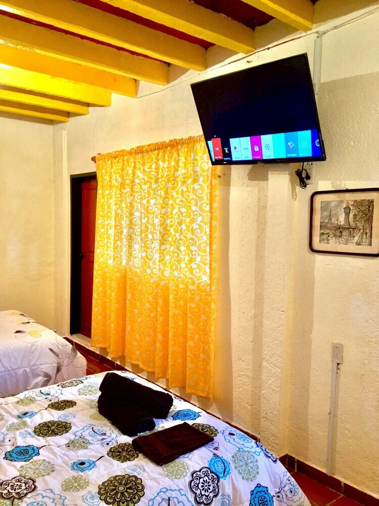Hotel Hospedaje El Mes�n de La Luna - Adults Only
