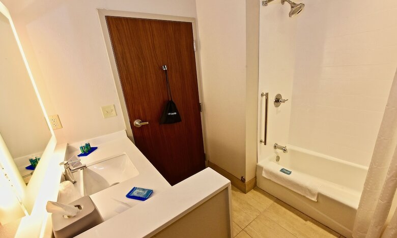 Hotel Holiday Inn Express & Suites Perryville