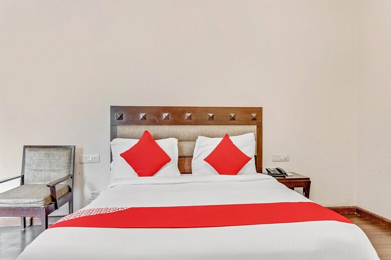 Hotel Oyo Flagship 5912 Near Sikanderpur