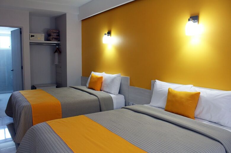 Hotel Capital O Sc