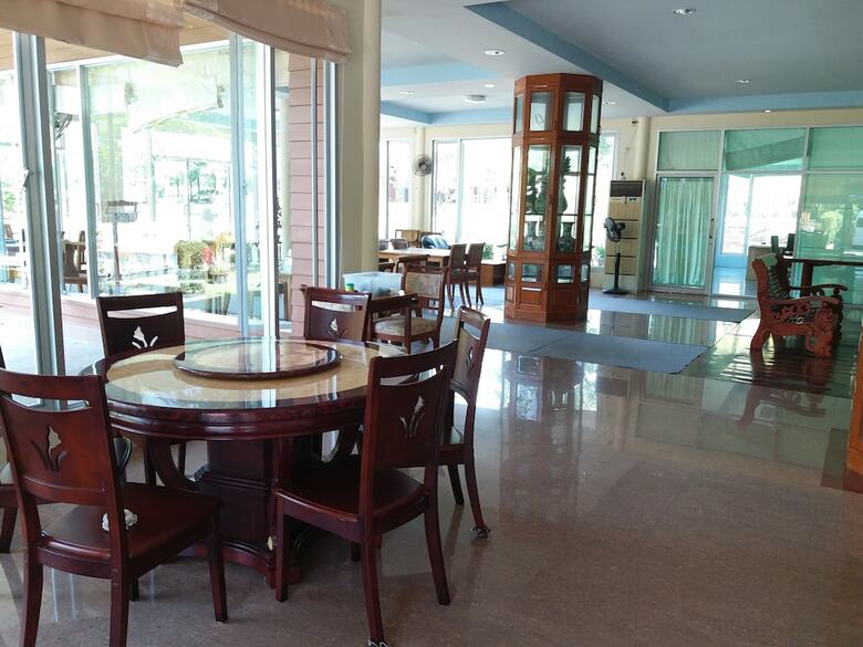 Hotel Phuaob Namsai Country Resort