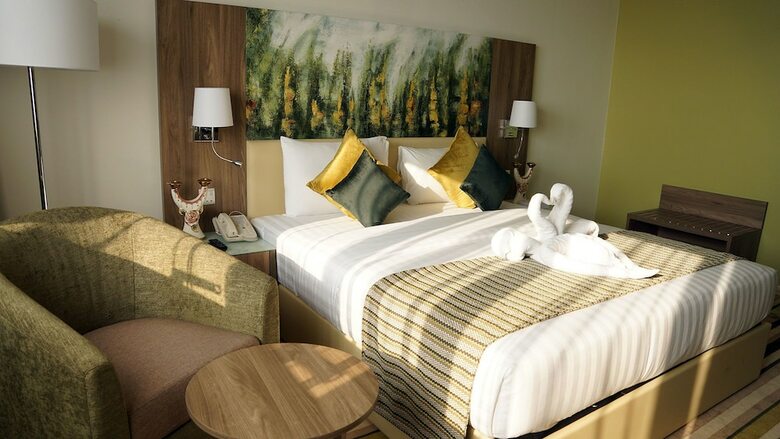 Royal View Hotel