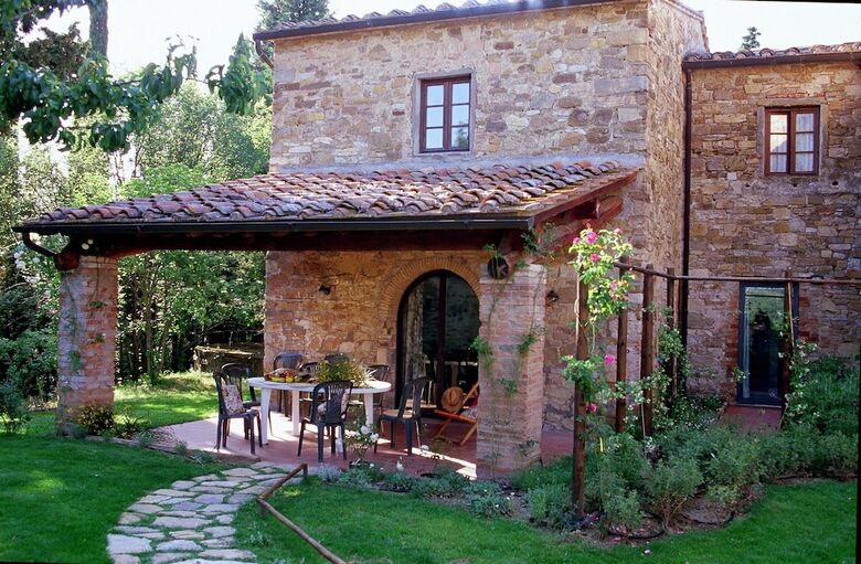 Agroturismo Fattoria Casa Sola
