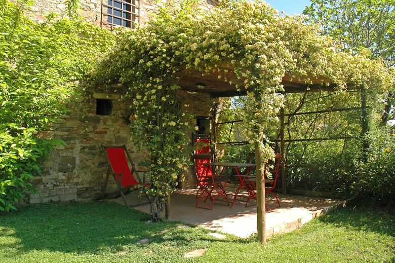Agroturismo Fattoria Casa Sola