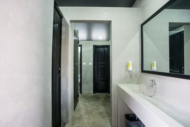 Hostal White Rabbit Hostel - Adults Only