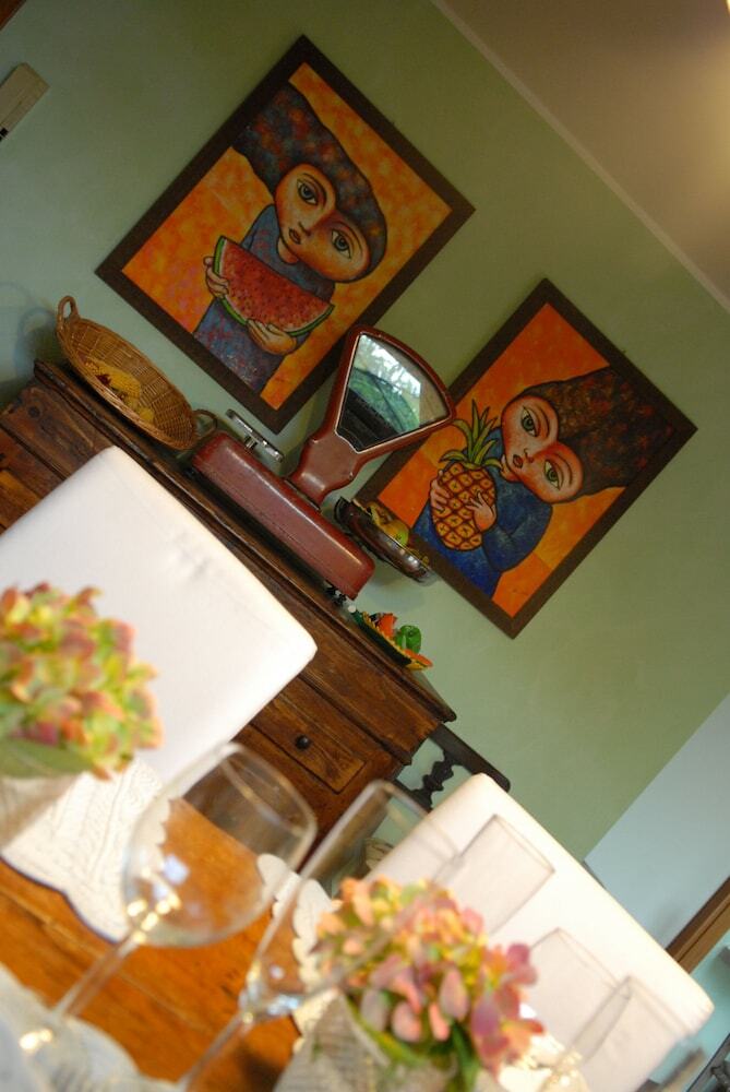 Villa Altar