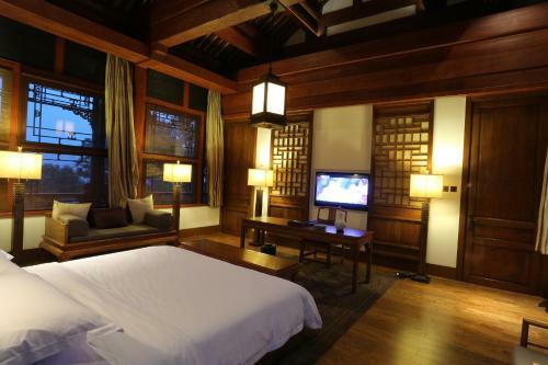 Qiwanglou Hotel