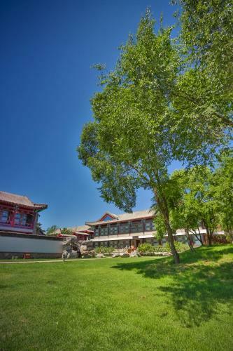 Qiwanglou Hotel