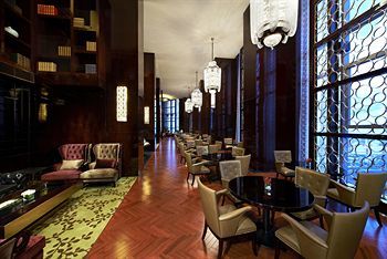 Sheraton Shanghai Waigaoqiao Hotel