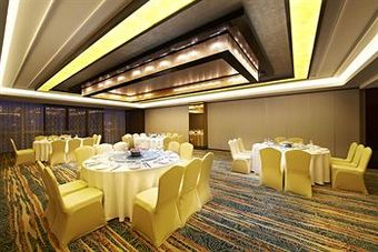 Sheraton Shanghai Waigaoqiao Hotel