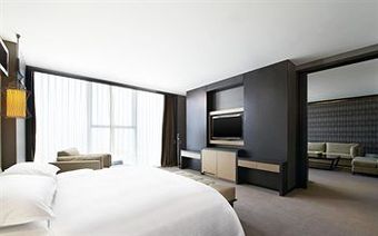 Sheraton Shanghai Waigaoqiao Hotel