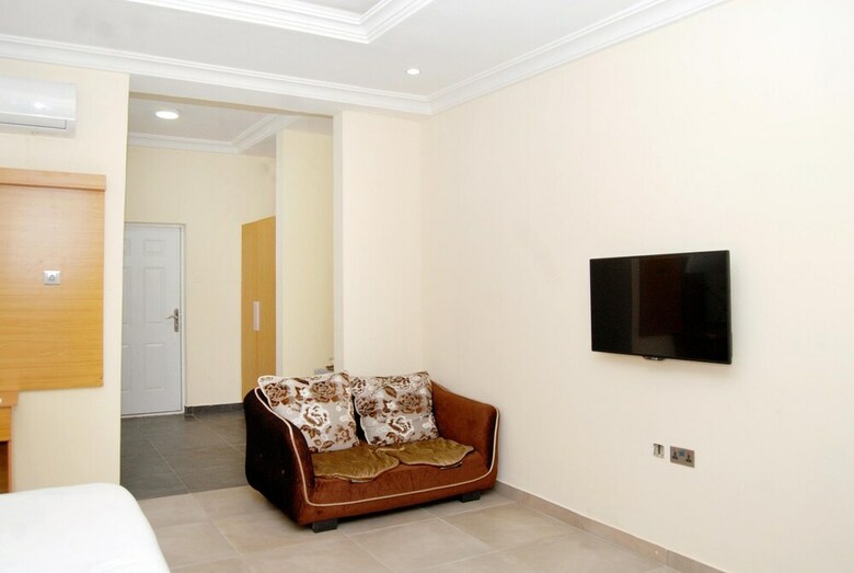 Hotel Yewa Frontier
