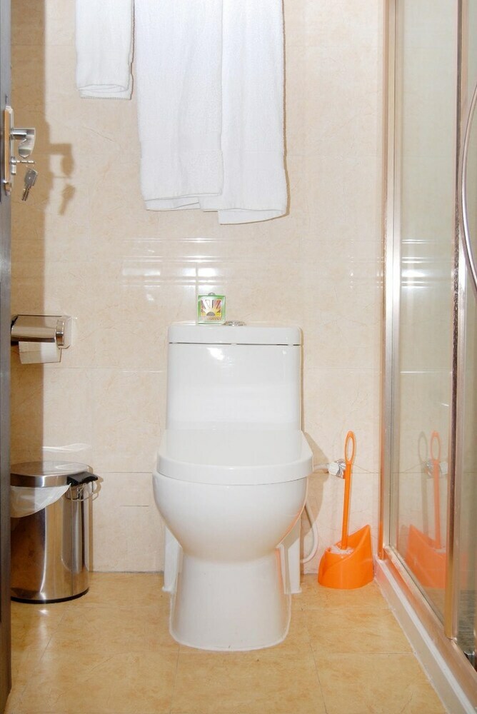 Hotel Yewa Frontier