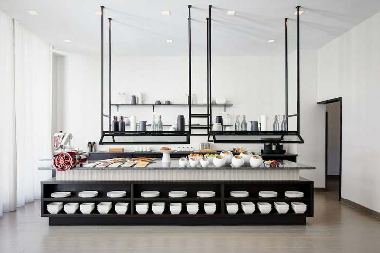 AC Hotel By Marriott Tampa Airport