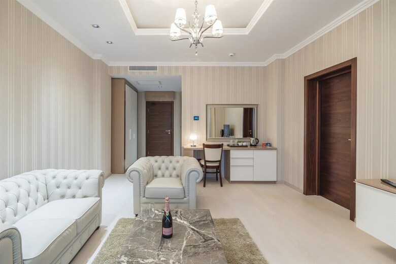 Sky Blue Hotel & Spa