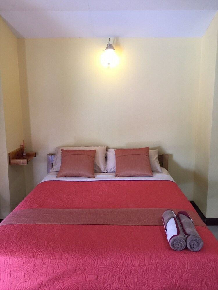 Hotel Phuengluang Resort