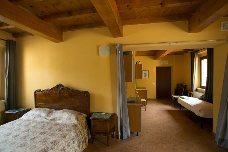 Hostal Ostello Breda