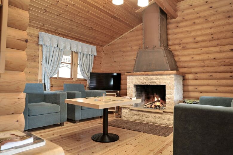 Hotel Xenios Chalets