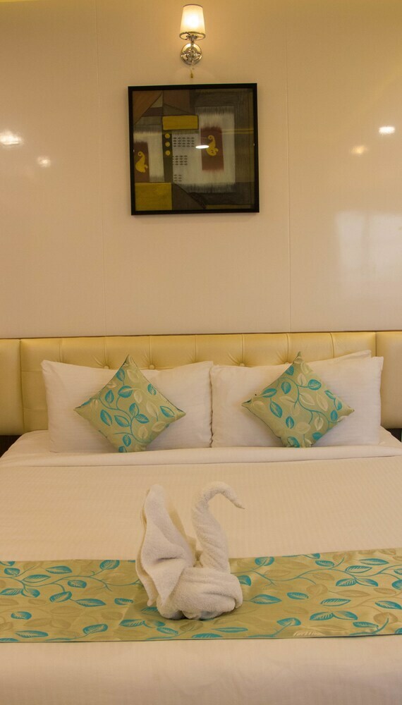 Hotel Regenta Central Indore
